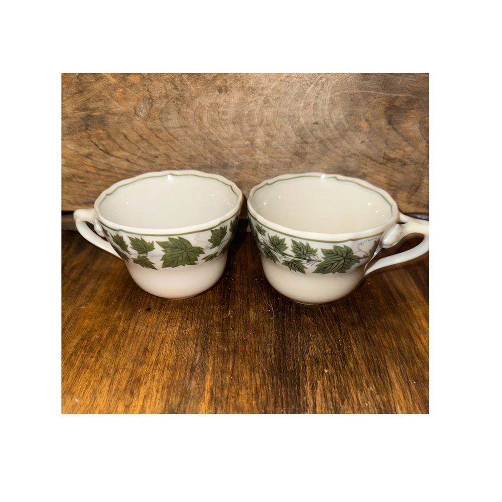 Vintage 1940’s Halsey Fine China Lorelei Teacups Rare Ivy Pattern Set of 2